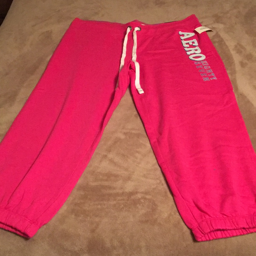 Aeropostale Capri sweatpants